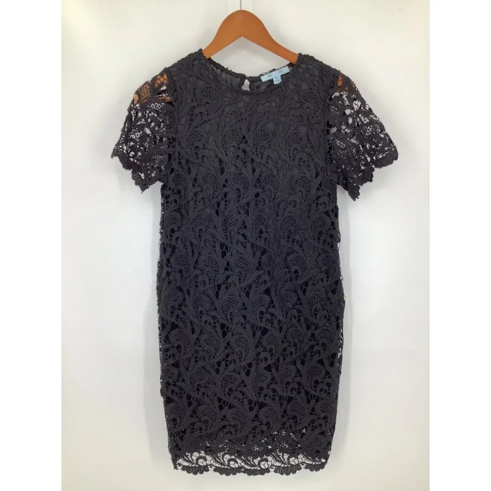 She + Sky Dress Women's Black M Lace Overlay Short Sleeve Mini - Picture 1 of 7